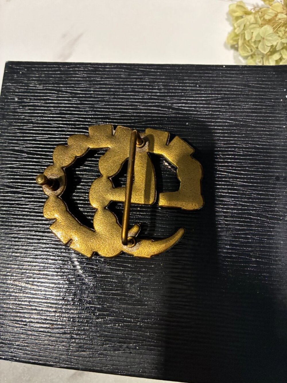 GG multi-colored stone belt buckle - Picture 3 of 3